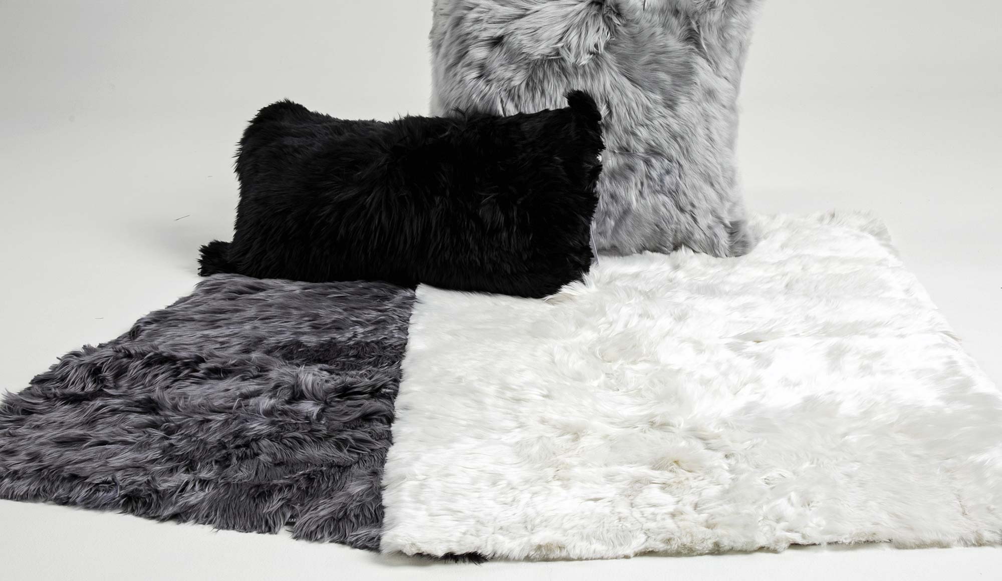 Underscore Dark Grey 40x60cm Alpaca & Lambs Wool Cushion Cover
